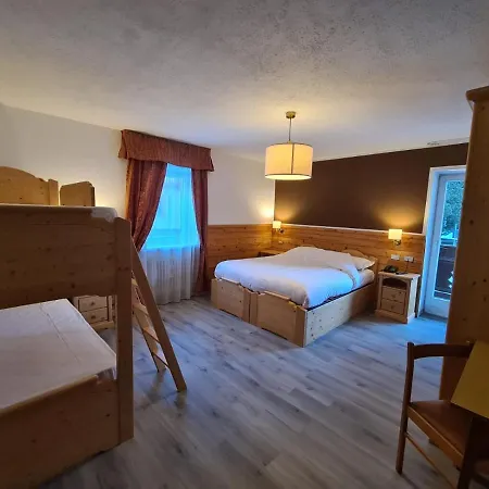 Rododendro Val Di Fassa Hotel 3*